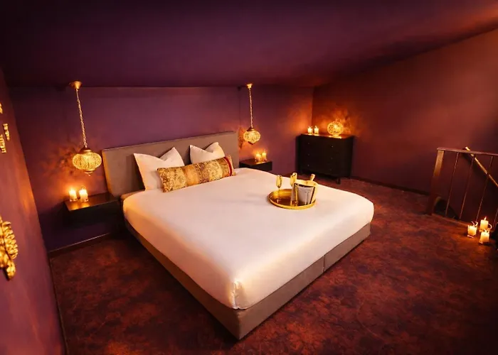 Wellness Tuin Woestijnroos Wellness Met Prive Sauna Stoomcabine En Jacuzzi Inclusief Gratis Prosecco En Partner Box - Ultieme Partner Beleving - Holiday home Horst