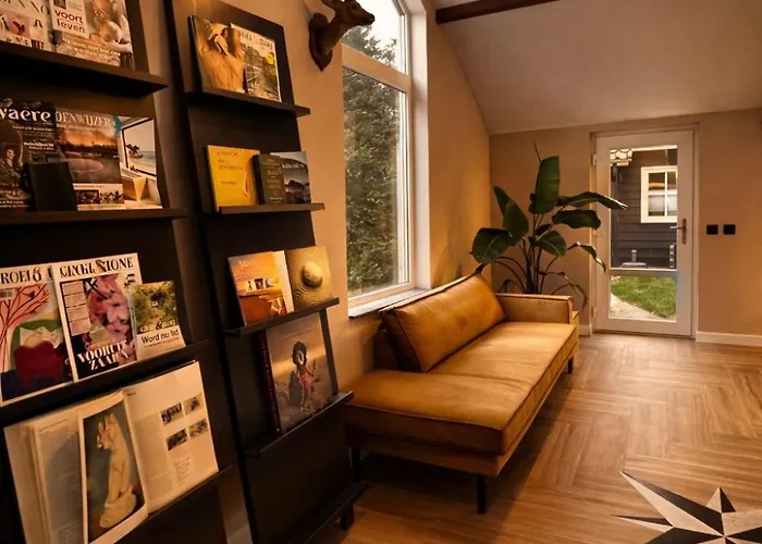 Holiday home Wellness Tuin Woestijnroos Wellness Met Prive Sauna Stoomcabine En Jacuzzi Inclusief Gratis Prosecco En Partner Box - Ultieme Partner Beleving -